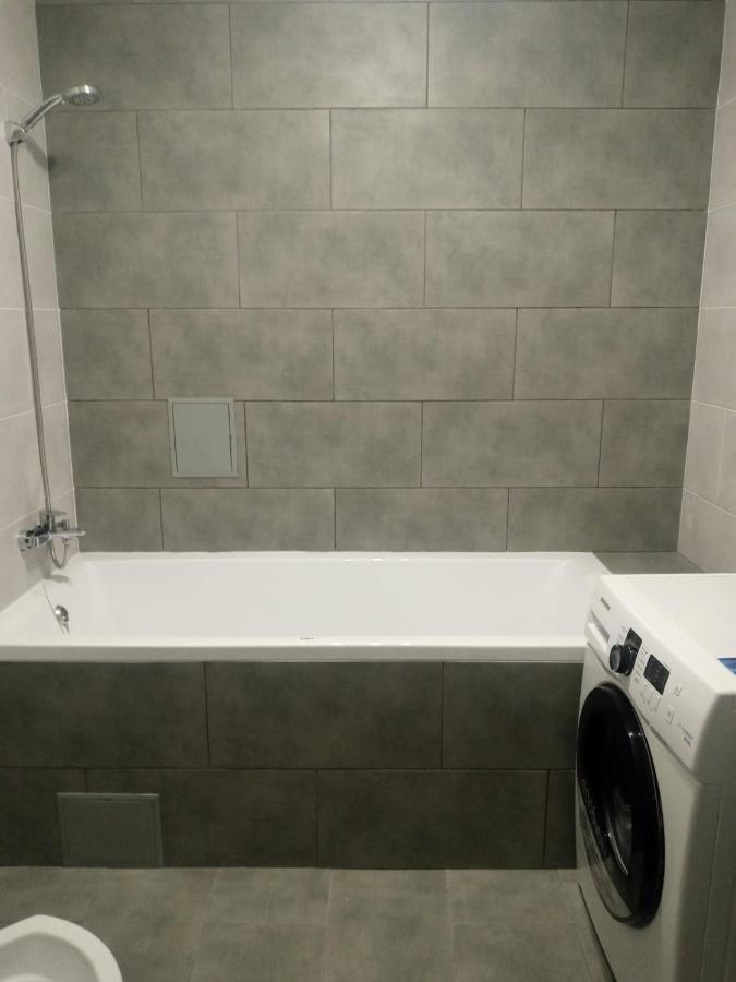 Apartment Edelweiss Uzjhorod Eksteriør billede