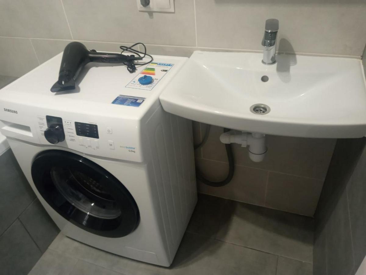 Apartment Edelweiss Uzjhorod Eksteriør billede